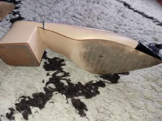 Zapatos de fiesta slingback beige y negro