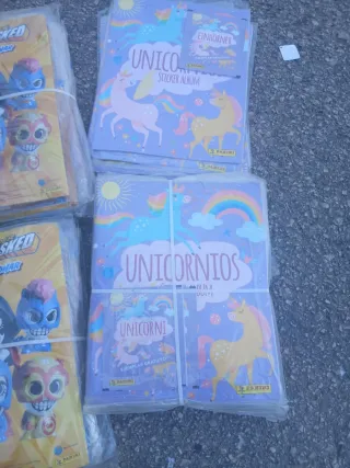 Álbumes y cromos Panini Toi El Toi