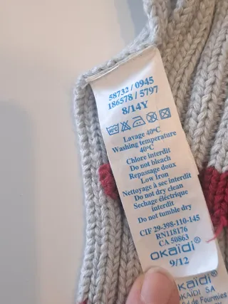 Bufanda infantil Okaidi gris y roja