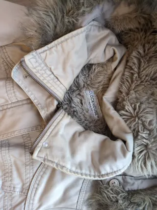 Abrigo Clockhouse pelo