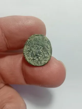 Moneda romana Juliano II