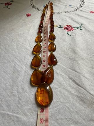 Collar de ámbar con colgante