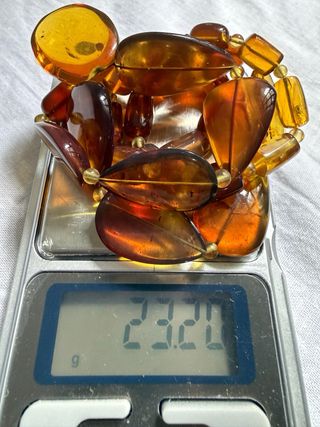 Collar de ámbar con colgante