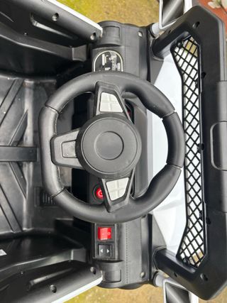 Coche 4x4 para niños.