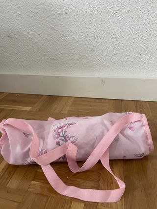 Minicuna de juguete rosa