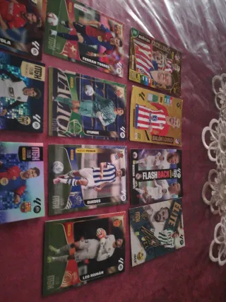Cartas fútbol MGH y Panini