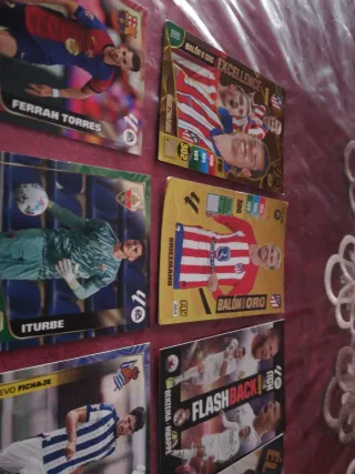 Cartas fútbol MGH y Panini