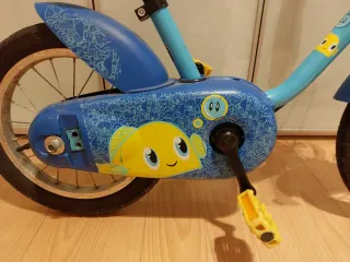 Bicicleta infantil pedales azul btwin