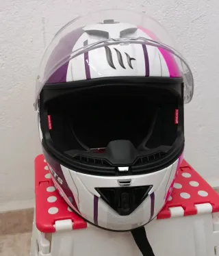 Casco Moto MTHELMETS Blanco y Rosa.
