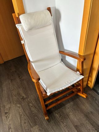 Mecedora de Madera Marrón