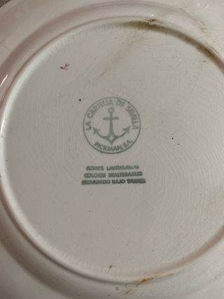 Antiguo plato Cartuja Pikman