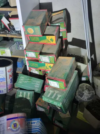 Cajas de tornillos LOTU 5,0x80