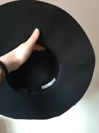 Sombrero ala ancha negro