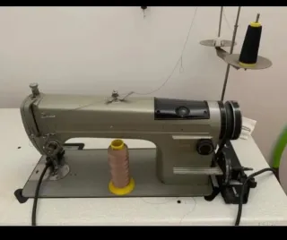 Máquina de coser industrial Alfa