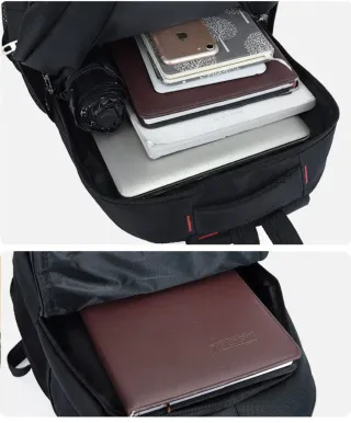 Mochila de viaje negra