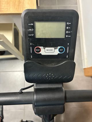 Bicicleta Estática con Pantalla Digital