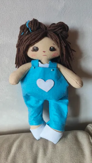 Muñeca de trapo artesanal