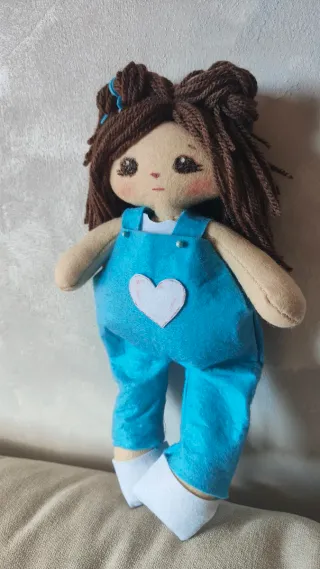Muñeca de trapo artesanal