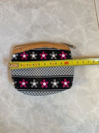 Monedero pequeño floral