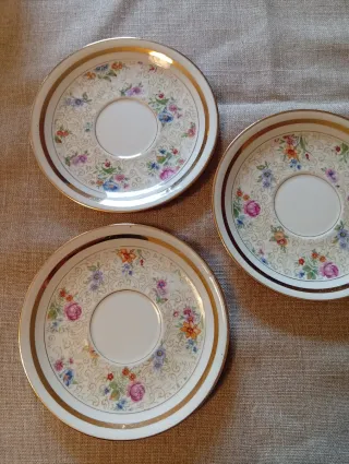3 Platos Limoges Porcelana Flores Dorados