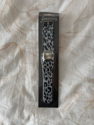 Reloj Animal Print Stradivarius