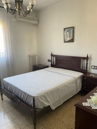 Alquiler de habitaciones en piso en el barrio