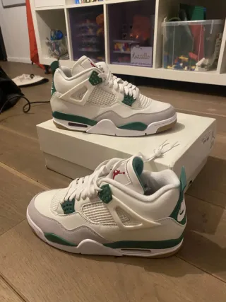 Jordan 4 Verde Blanco Talla 39 Nuevas