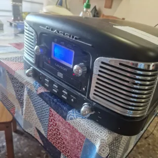 Radio CD Lauson Classic USB MP3 para arreglar