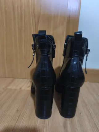 Botín XTI Negros Talla 37