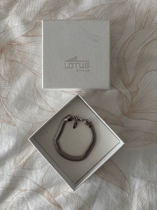 Pulsera Lotus Plateada Unisex