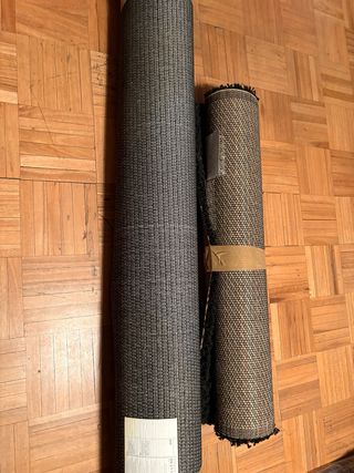 Alfombra de tela negro