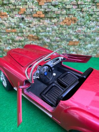 Lancia Aurelia B24 Spider - Escala 1:18 – Bburago