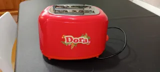 Tostadora Dora la Exploradora Roja.