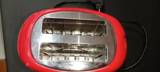 Tostadora Dora la Exploradora Roja.