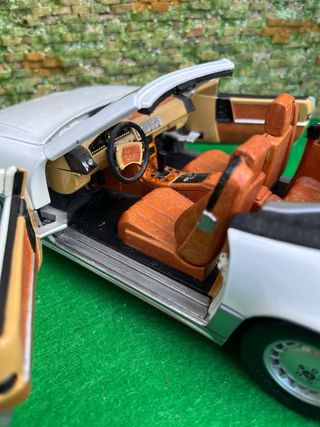 Mercedes-Benz 500 SL (R129) – Maisto – Escala 1:18