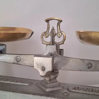 Bilancia francese antica 10 kg Ghisa e ottone