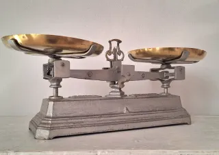 Bilancia francese antica 10 kg Ghisa e ottone