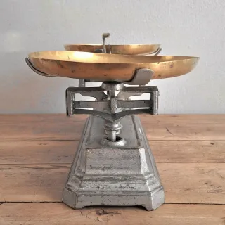 Bilancia francese antica 10 kg Ghisa e ottone