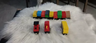 Trenes de madera con imán