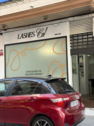 Alquilo cabina, salon de belleza