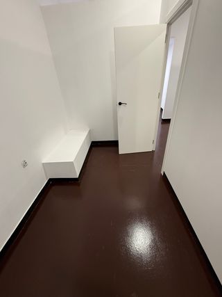 Alquilo cabina, salon de belleza