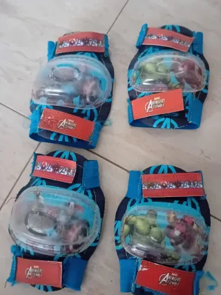 Patines infantiles Avengers con bolsa