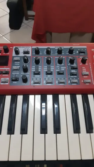 Teclado Nord Electro 6D Nuevo