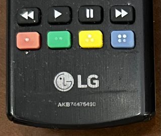 Varios mandos a distancia LG para TV
