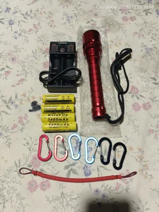 Linterna triple led roja pesca submarina