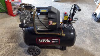 Compresor Cevik PRO50VX 50L