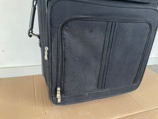 Maleta de viaje negra grande