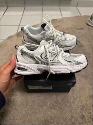 New Balance 530 Plata Blanco Marino