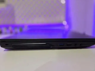 Portátil Gaming Gigabyte G5 KC + Accesorios