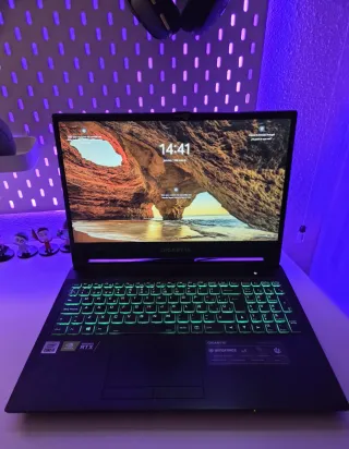 Portátil Gaming Gigabyte G5 KC + Accesorios